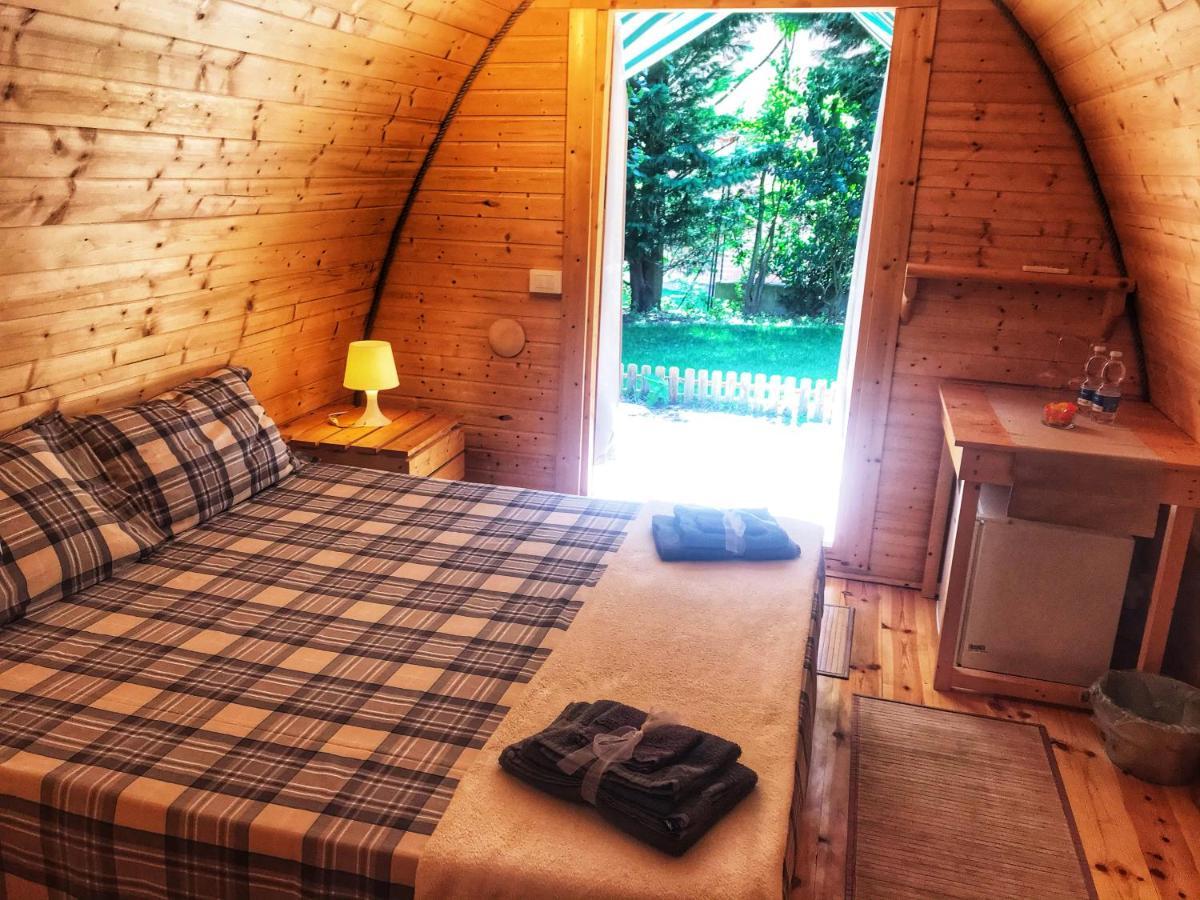 Asso Bed & Breakfast Манерба дел Гарда Екстериор снимка