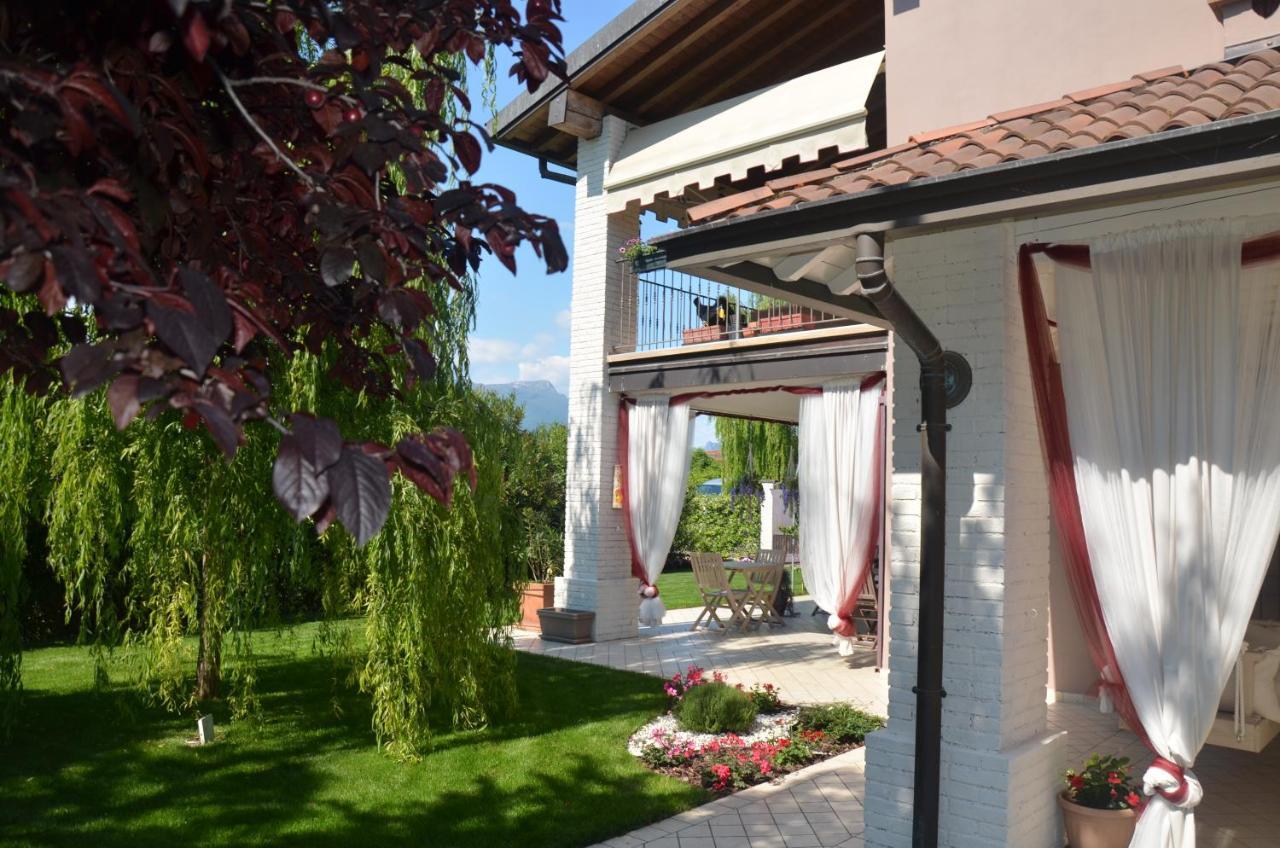 Asso Bed & Breakfast Манерба дел Гарда Екстериор снимка