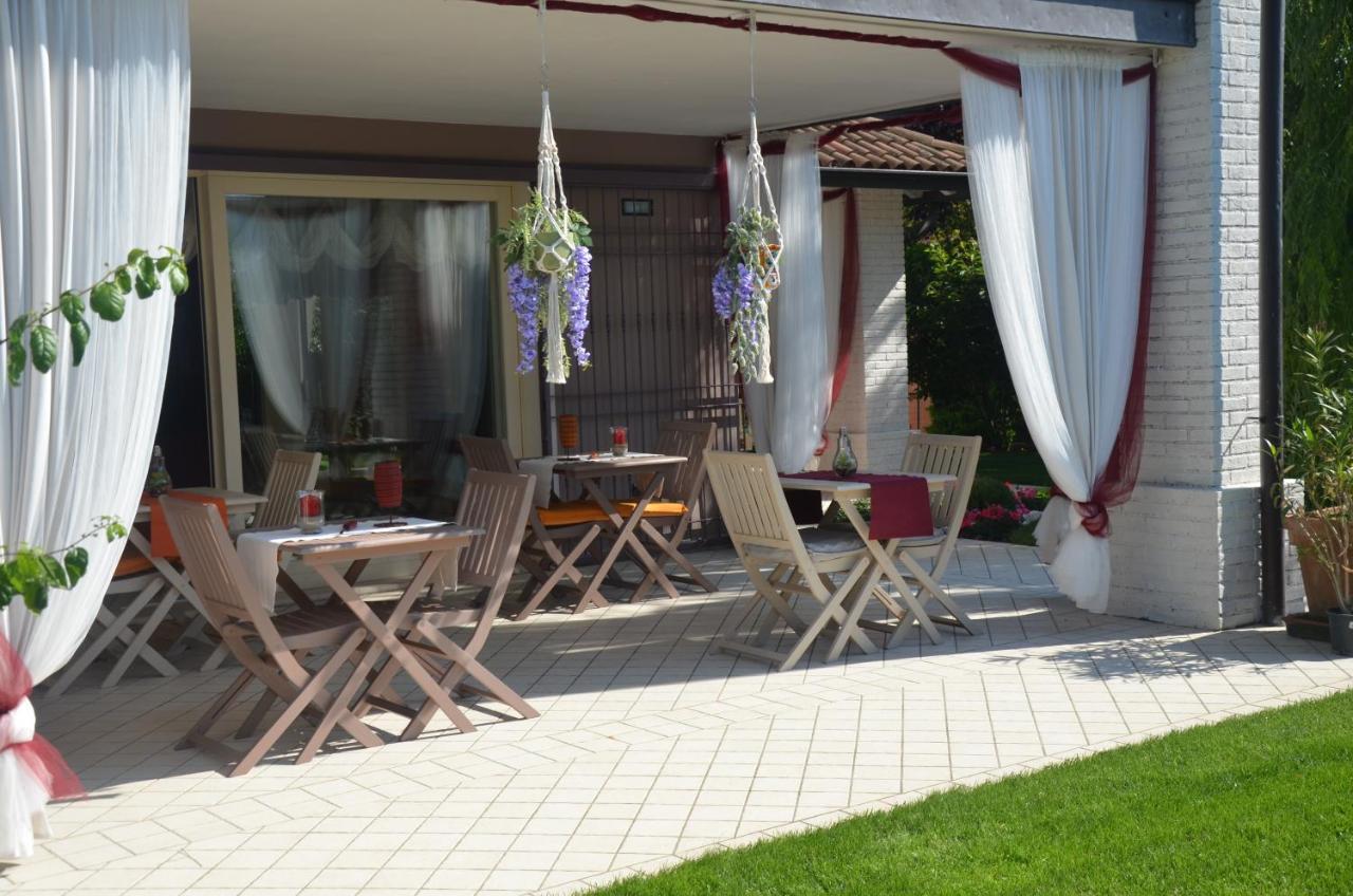 Asso Bed & Breakfast Манерба дел Гарда Екстериор снимка