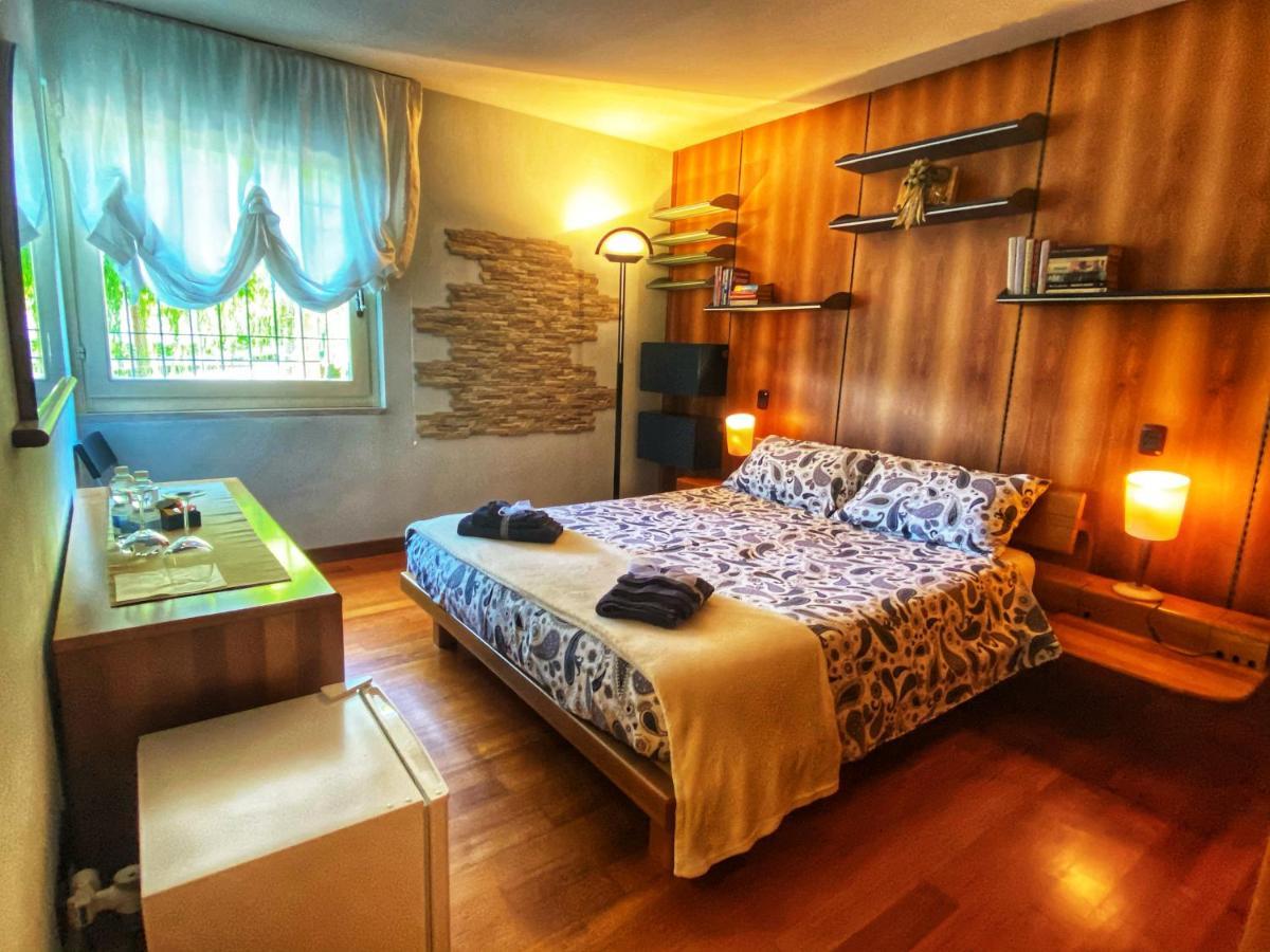 Asso Bed & Breakfast Манерба дел Гарда Екстериор снимка