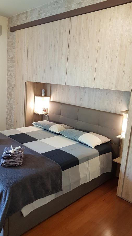 Asso Bed & Breakfast Манерба дел Гарда Екстериор снимка