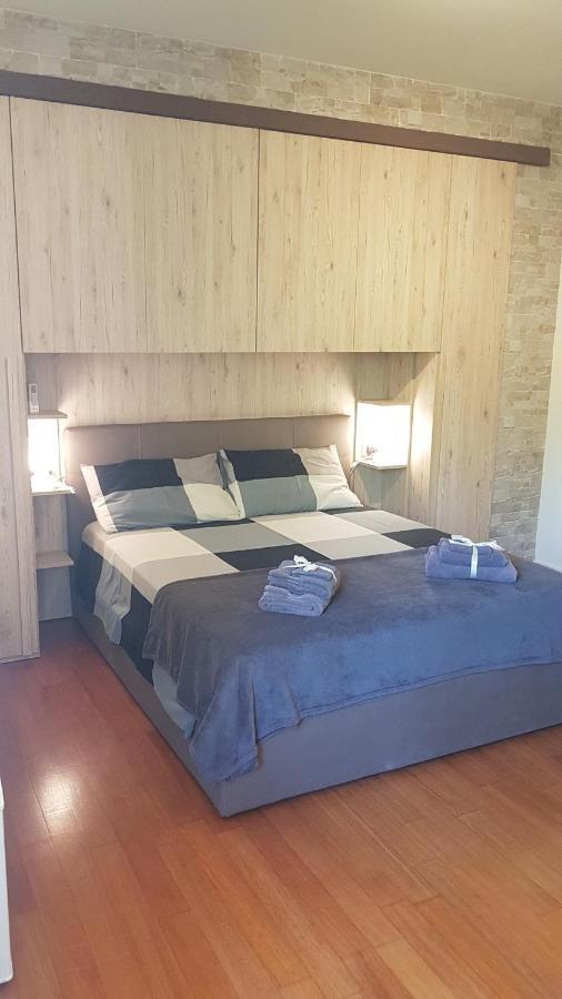Asso Bed & Breakfast Манерба дел Гарда Екстериор снимка