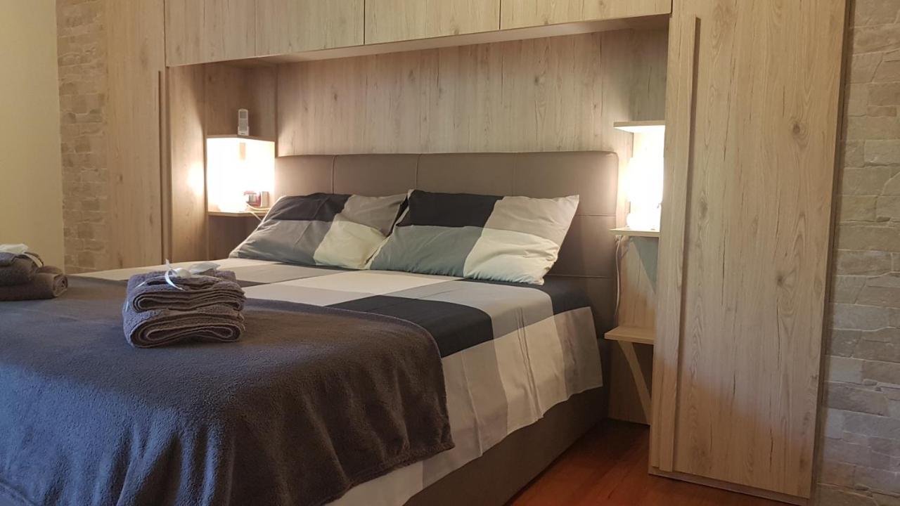 Asso Bed & Breakfast Манерба дел Гарда Екстериор снимка