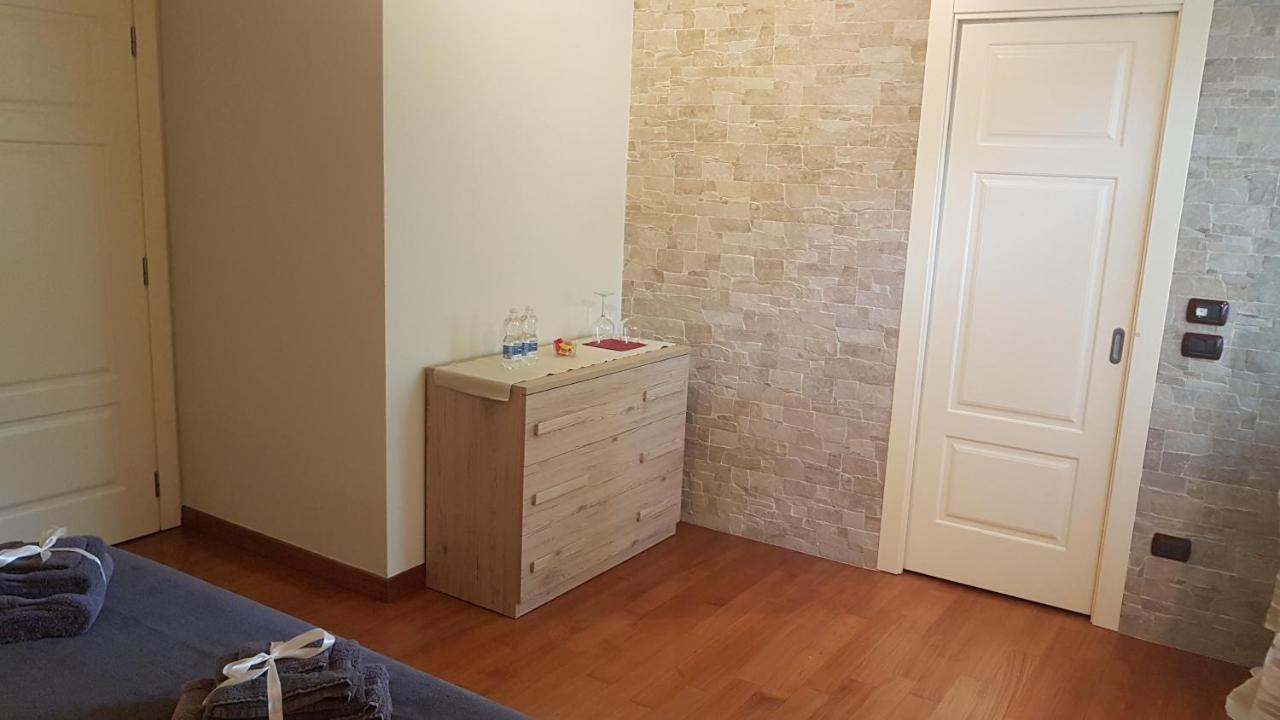 Asso Bed & Breakfast Манерба дел Гарда Екстериор снимка